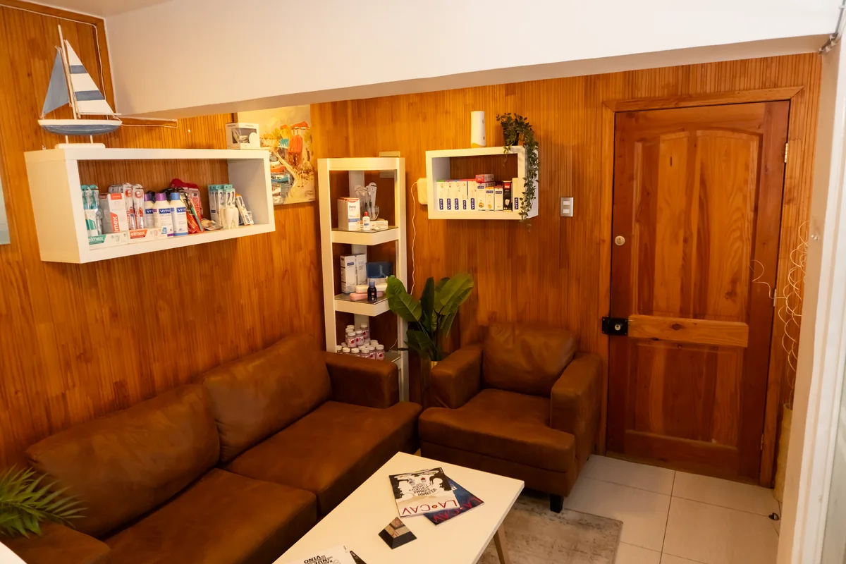 Sala de espera de Clínica Dental Biototal, Talcahuano